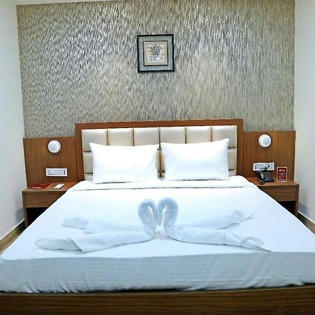 Hotel Shubham Celebrations Hyderabad Exterior photo