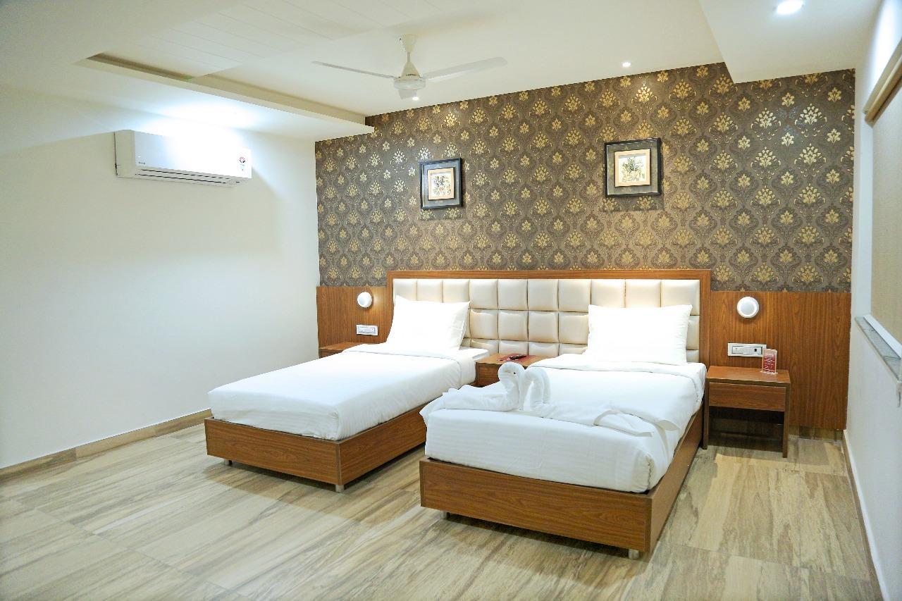Hotel Shubham Celebrations Hyderabad Exterior photo