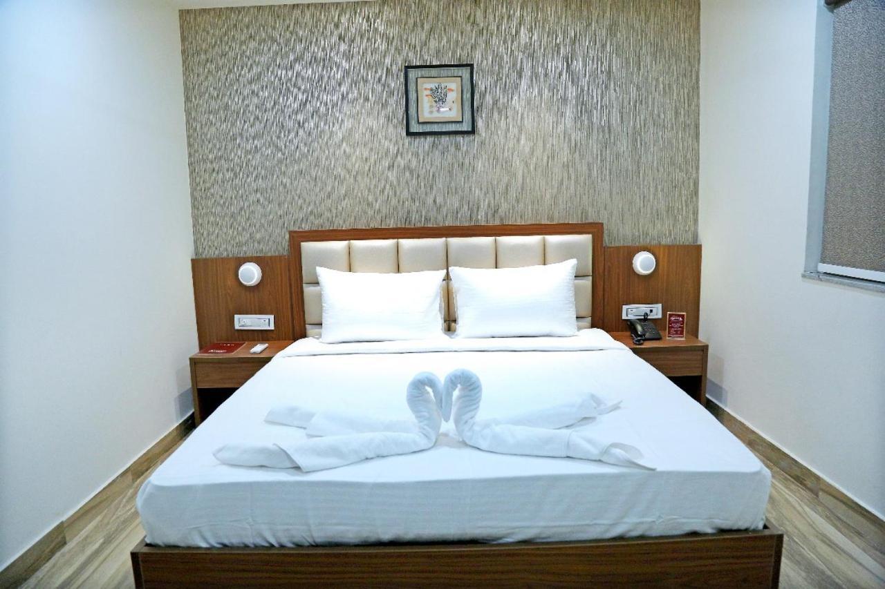 Hotel Shubham Celebrations Hyderabad Exterior photo